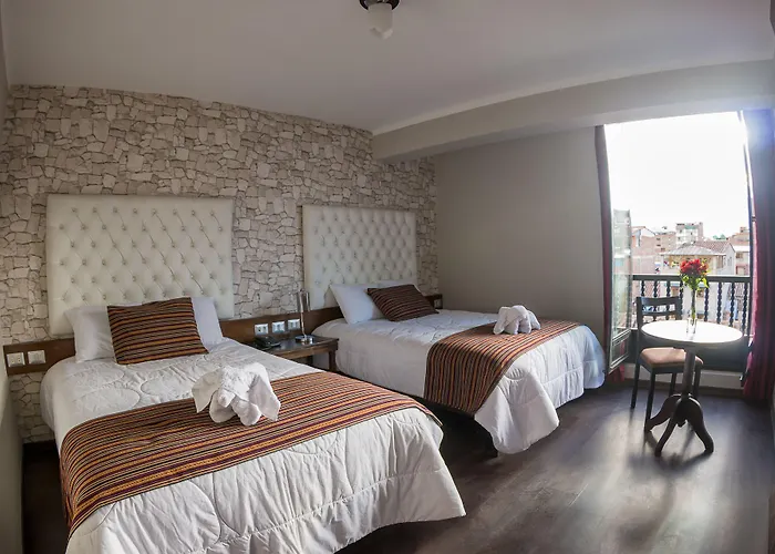 Hotel Ureta 3*